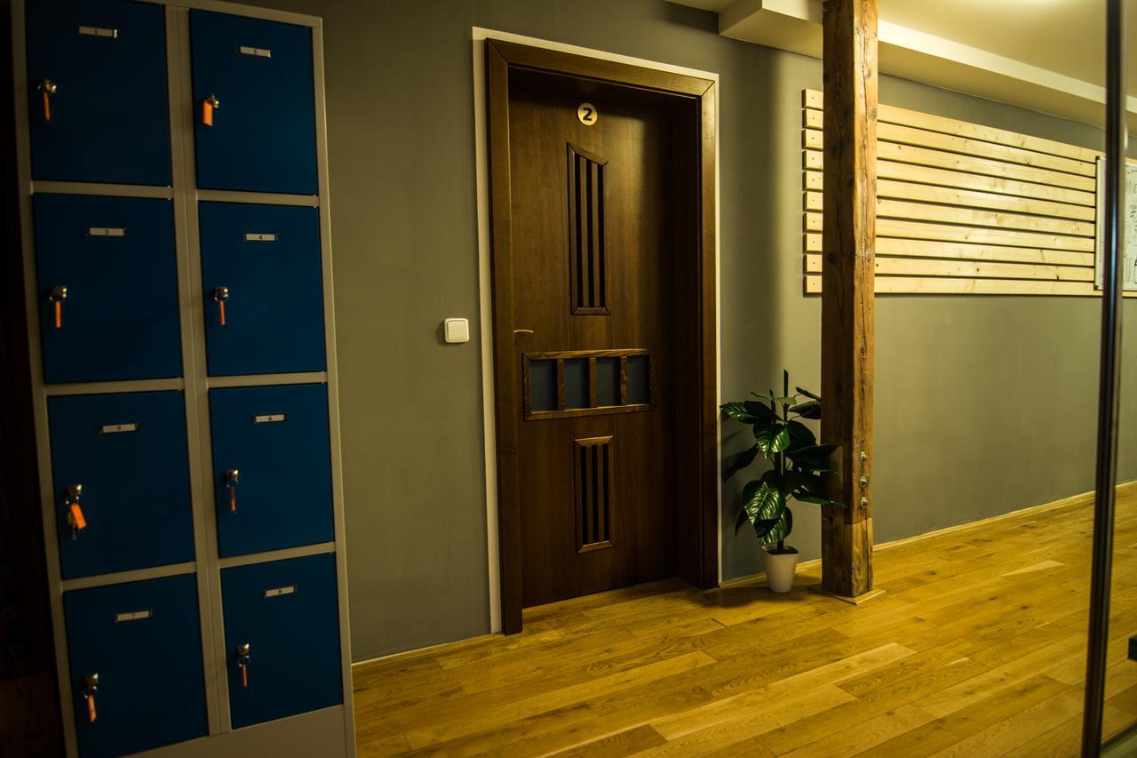 Onefam Miru Hostel Praha Bagian luar foto