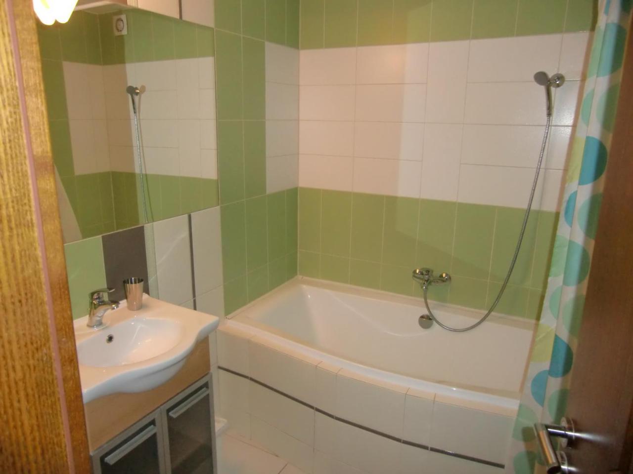 Onefam Miru Hostel Praha Bagian luar foto