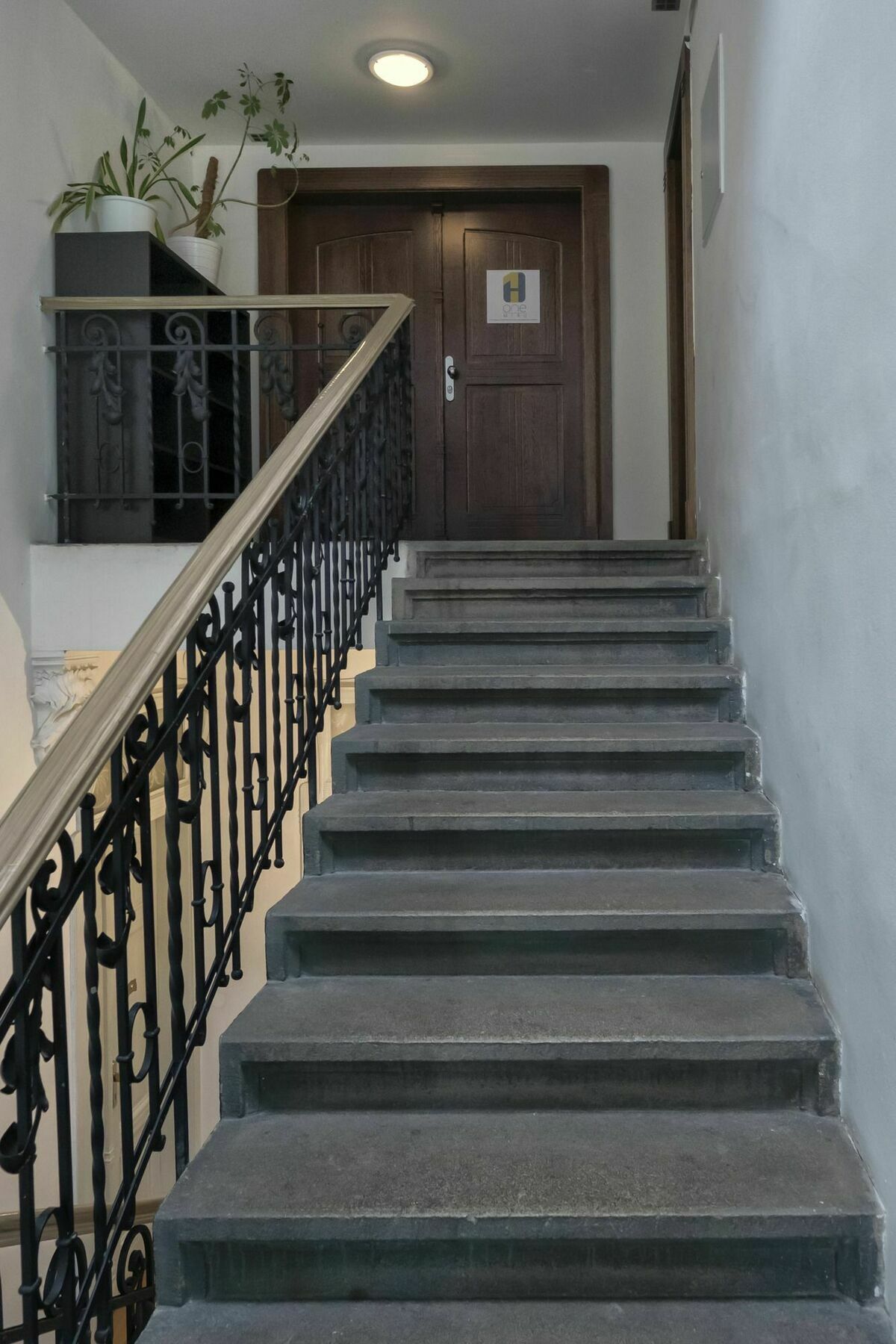 Onefam Miru Hostel Praha Bagian luar foto